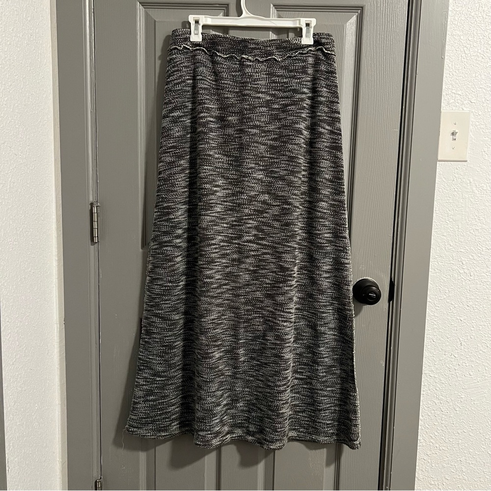 Promesa Charcoal Knit Maxi Skirt - Picture 4 of 6